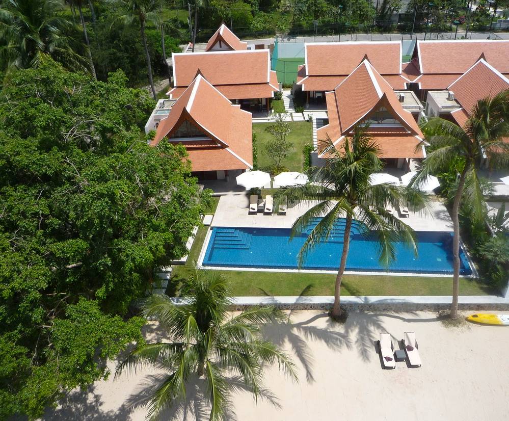 Intriguing property on natural stretch of unspoilt beach