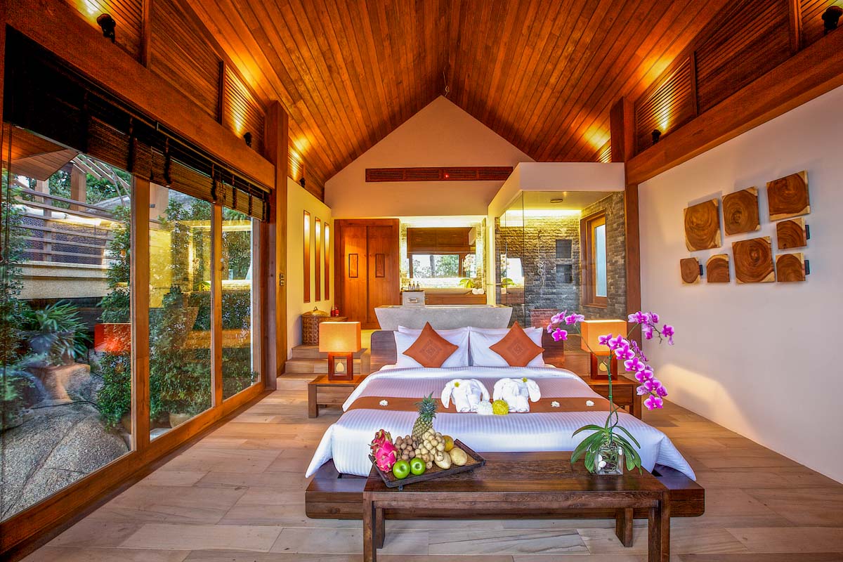 5 Bedroom Luxury Villa Near Hinta Hinyai Lamai (Thai-Real.com)