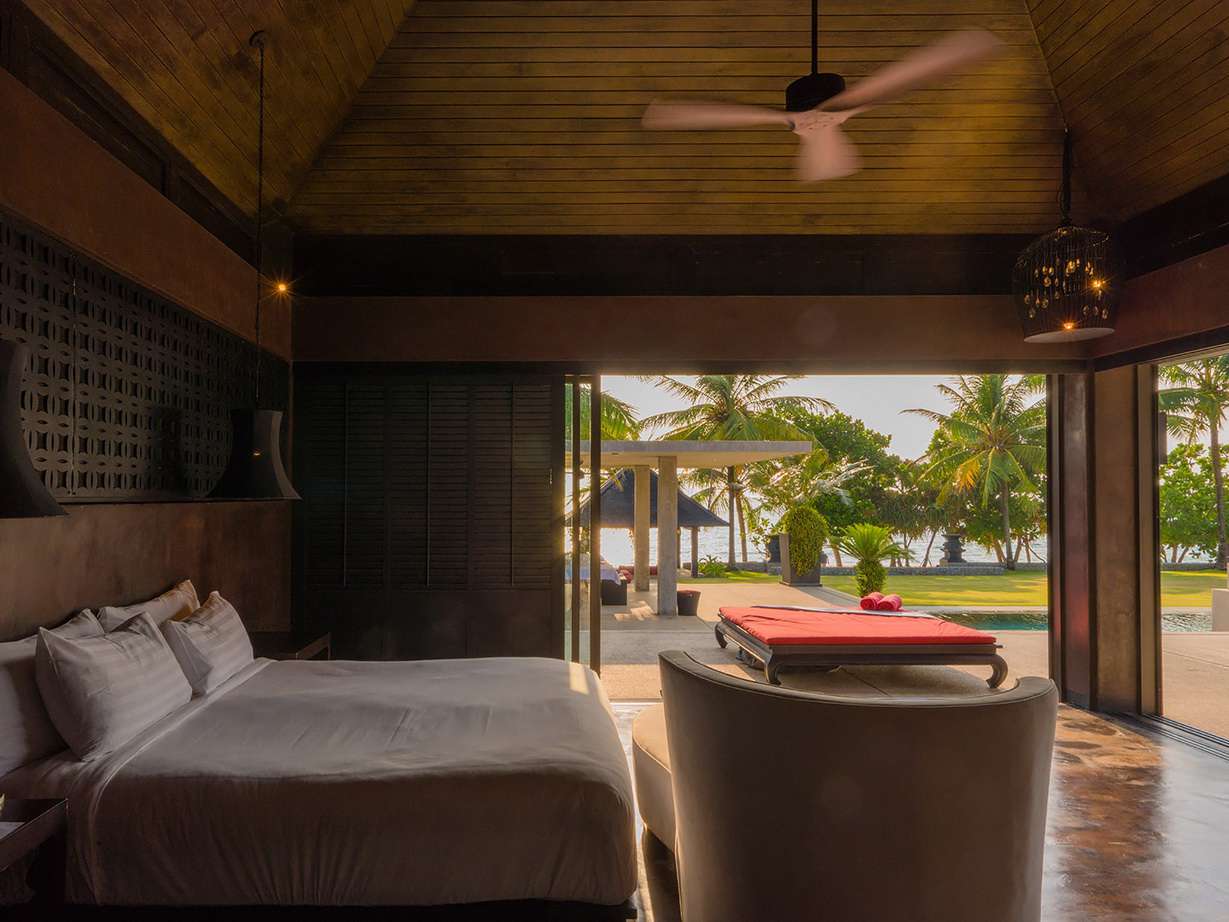 Villa Saanti 12 Bedroom beachfront(Thai-Real.com)