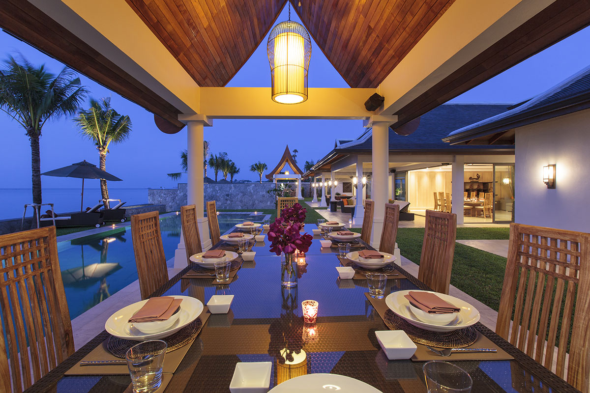 Large Villa For Sale on Maenam Beach, Koh Samui (Thai-Real.com)