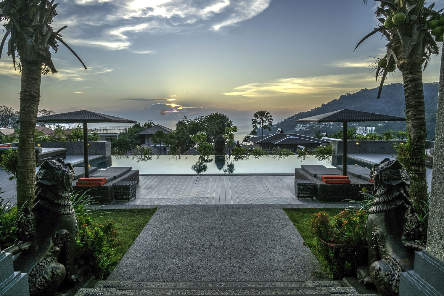 Villa Thai Sawan For Sale Patong Phuket (Thai-Real.com)