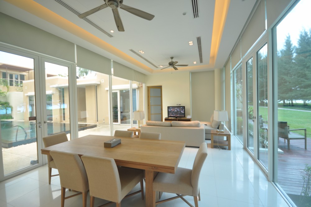 West Sands Beach Villa For Sale Phuket (Thai-Real.com)