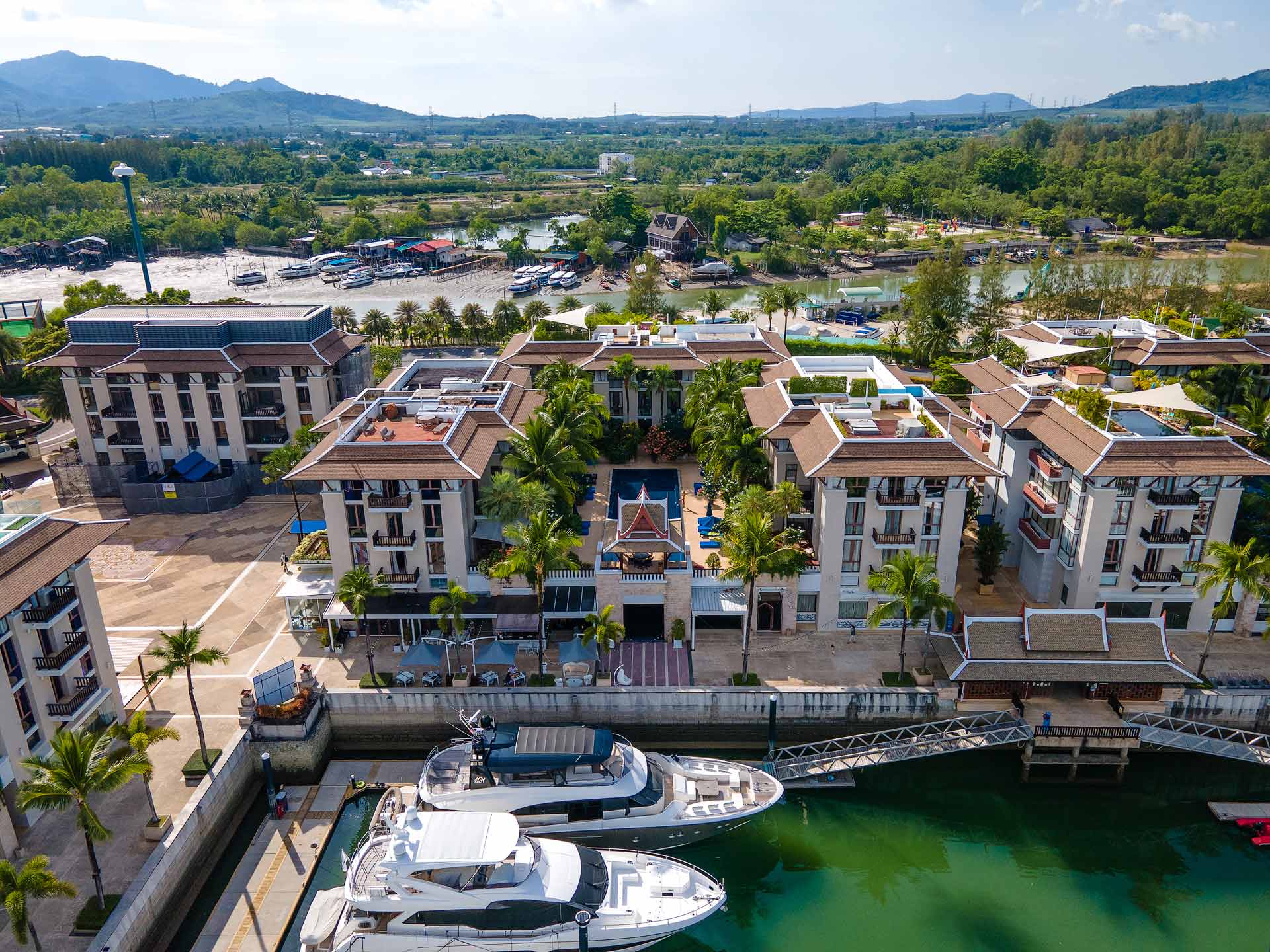 Royal Phuket Marina Penthouse For Sale (Thai-Real.com)