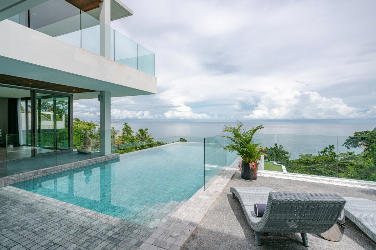 Silver Moon Luxury Villa For Sale Cape Amarin, Phuket (Thai-Real.com)