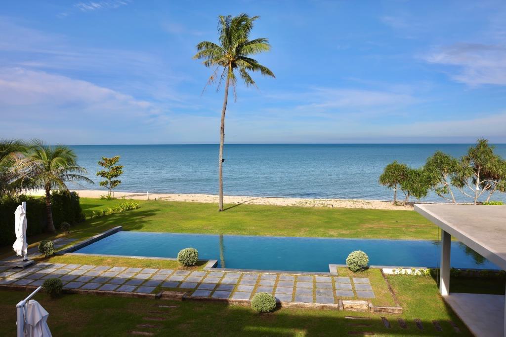 Luxury Beach Villa For Sale Sichon, Nakhon Si Thammarat (Thai-Real.com)