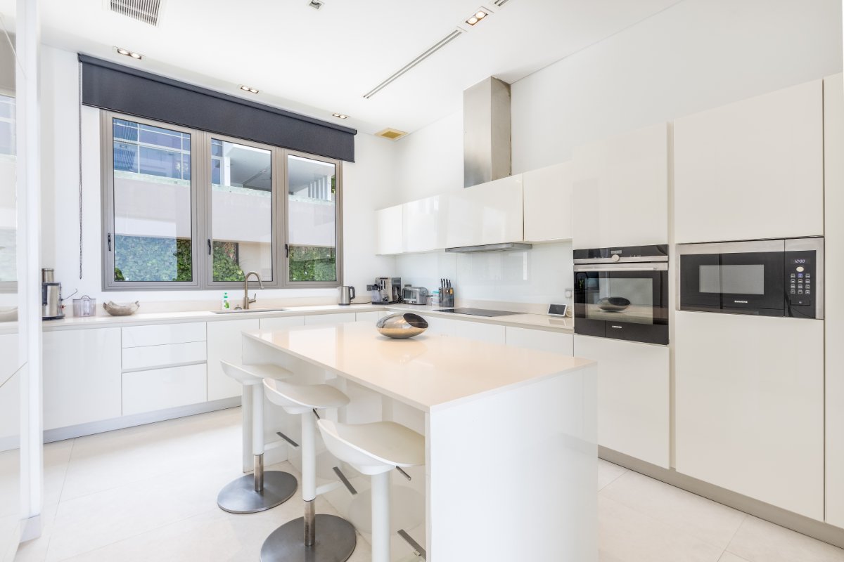 Malaiwana Penthouse For Sale Naithon Phuket (Thai-Real.com)