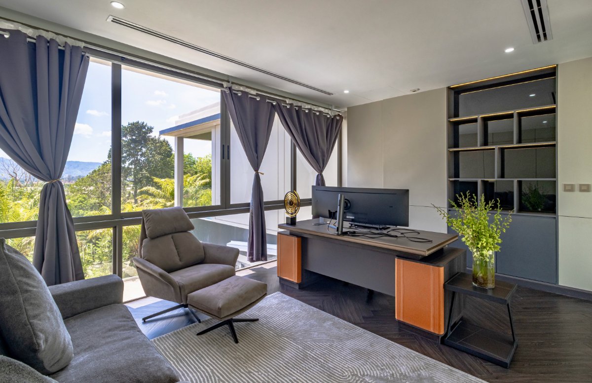 Villa Lion For Sale Layan Beach Phuket (Thai-Real.com)