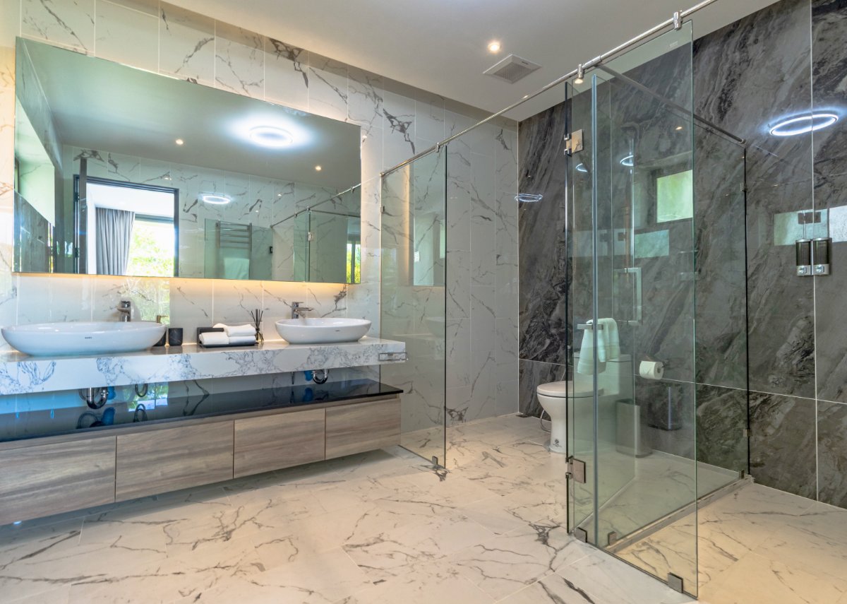 Villa Lion For Sale Layan Beach Phuket (Thai-Real.com)