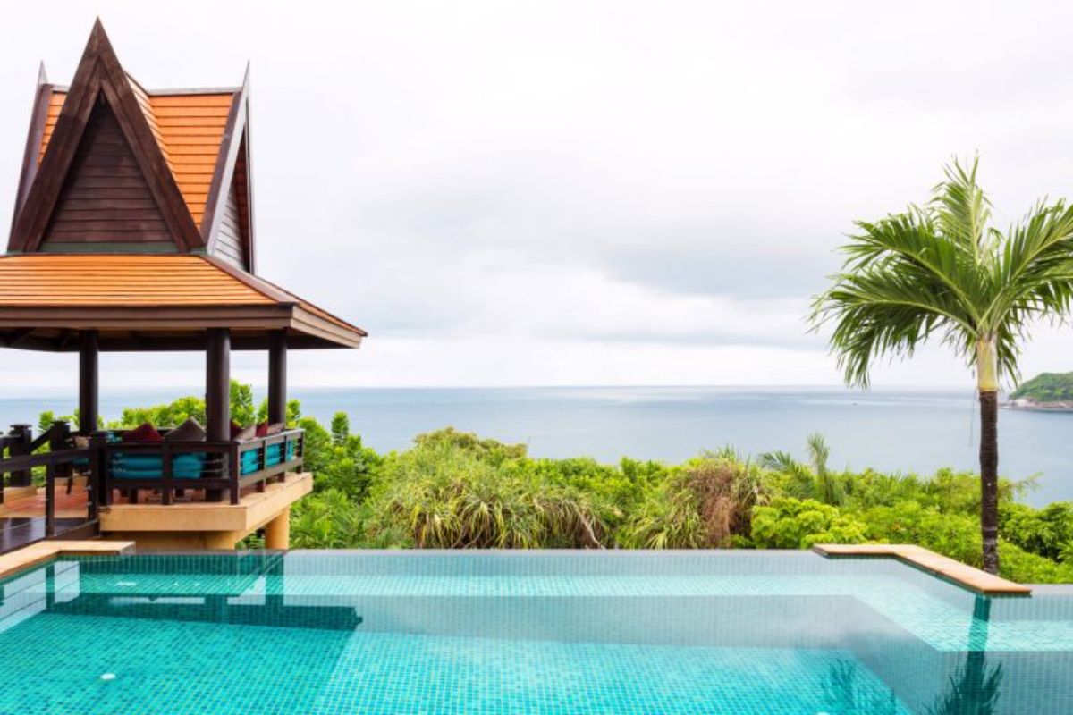 Baan Hen Luxury Sea View Villa For Sale Kata (Thai-Real.com)