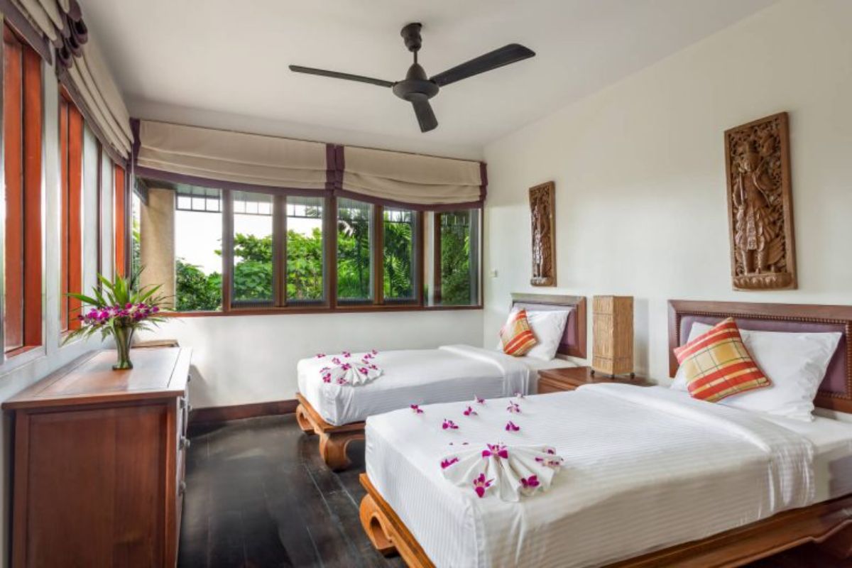 Baan Hen Luxury Sea View Villa For Sale Kata (Thai-Real.com)