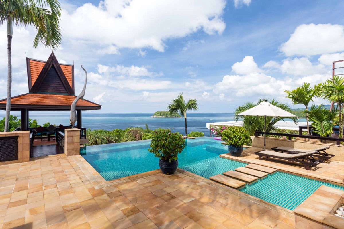 Baan Hen Luxury Sea View Villa For Sale Kata (Thai-Real.com)