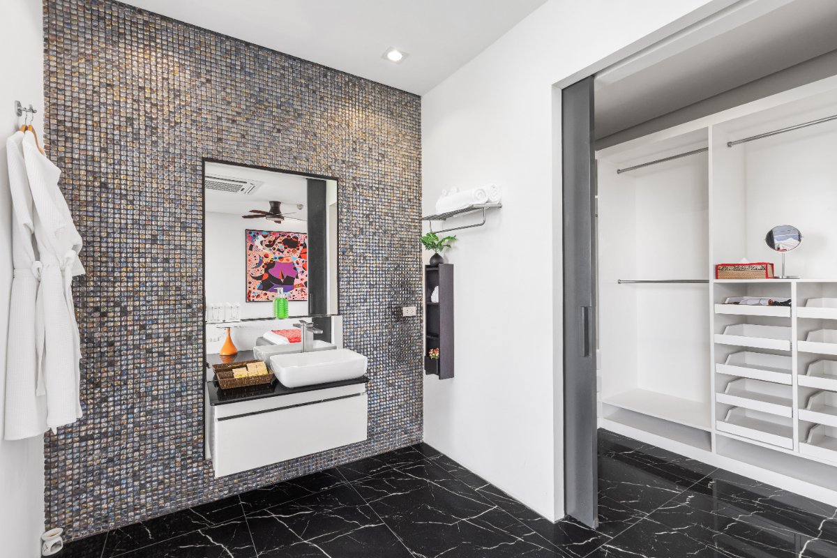 Villa Yin Kamala Headland For Sale (Thai-Real.com)